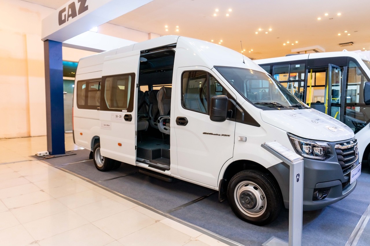 gazelle-nn-16-cho-trung-bay-tai-cam-auto-2026-noi-bat-voi-thiet-ke-hien-dai-va-linh-hoat-cho-nhu-cau-van-chuyen-hanh-khach-1791981486.jpg