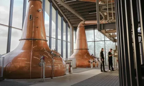 Cuộc hồi sinh của những "nhà máy ma": Mặt hàng bị bỏ quên hàng chục năm mang về lợi nhuận khổng lồ