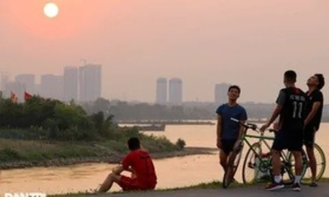 Nắng nóng đạt đỉnh nhiều nơi, sắp lan rộng khắp miền Bắc