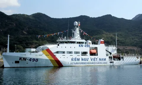 Lực lượng kiểm ngư Việt Nam: Chế độ thấp, khó tuyển người