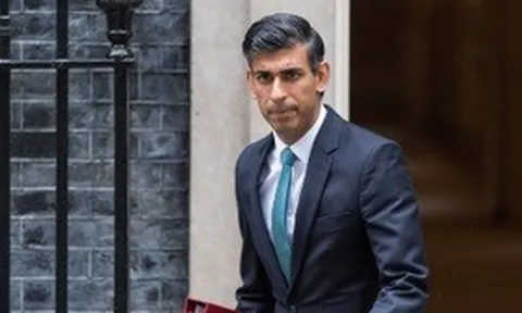 Thủ tướng Sunak xác nhận quân đội Anh bắn hạ UAV của Iran