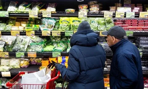 Vì đâu người tiêu dùng Mỹ vẫn cảm thấy đang phải vật lộn với giá cả leo thang dù lạm phát liên tục giảm mạnh?