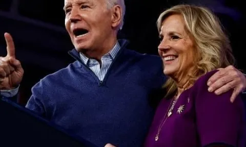 Vợ chồng ông Biden thu nhập gần 620.000 USD năm 2023