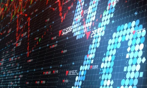 Giữa tranh luận về đợt cắt giảm của FED, 800 năm dữ liệu nói lên điều gì về lãi suất?