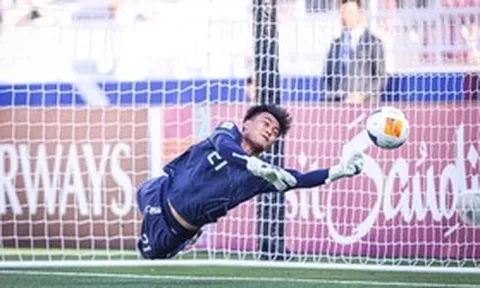 Thủ môn U23 Indonesia được ca ngợi hết lời sau kỳ tích trước Australia