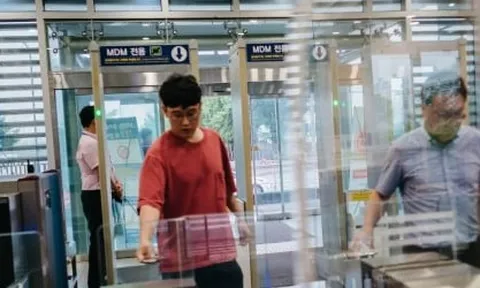 Samsung buộc lãnh đạo đi làm cuối tuần, bật chế độ khẩn giữa khủng hoảng