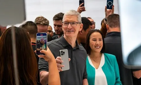 iPhone ế ẩm: Doanh số lao dốc, thua thảm trước Samsung