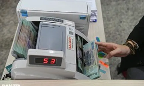 Ngân hàng rục rịch tăng lãi suất trở lại, lãi vay có tăng theo?