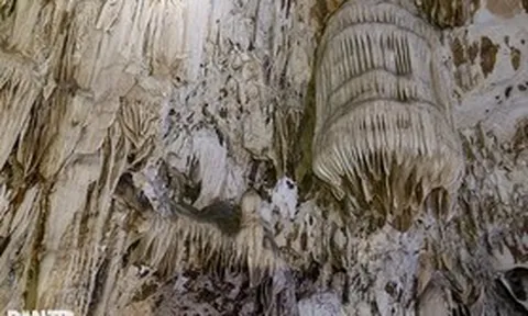 Có gì bên trong hang động vừa được phát hiện ở Thanh Hóa