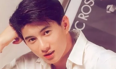 Một trong “tứ tiểu thiên vương” giàu nhất showbiz là “tỷ phú sau 1 đêm”, ngoài 50 tuổi vẫn trẻ đẹp phong độ