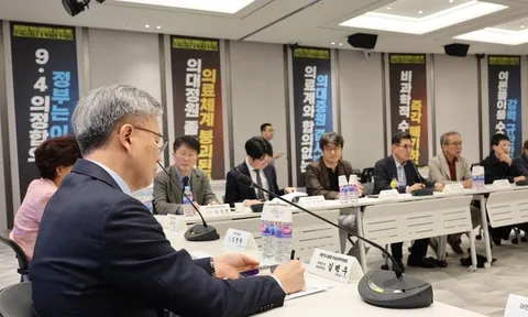 Căng thẳng tiếp diễn trong ngành y ở Hàn Quốc: Hiệp hội Y khoa bác bỏ đề xuất mới của chính phủ