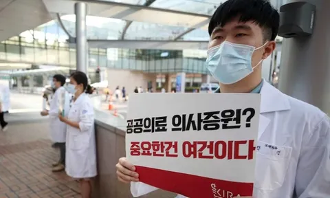 Hiệu trưởng các trường y kêu gọi Chính phủ Hàn Quốc không tăng chỉ tiêu tuyển sinh