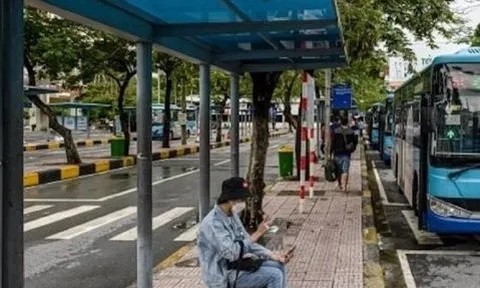 Có một nghề làm quá thời gian quy định sẽ bị phạt, đó là nghề gì?