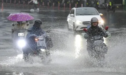 Mưa lũ dữ dội tại Trung Quốc, nhiều người chết và mất tích