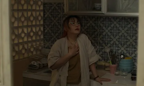 Lương Bích Hữu lấn sân điện ảnh, "ngộp thở" trong Án mạng lầu 4