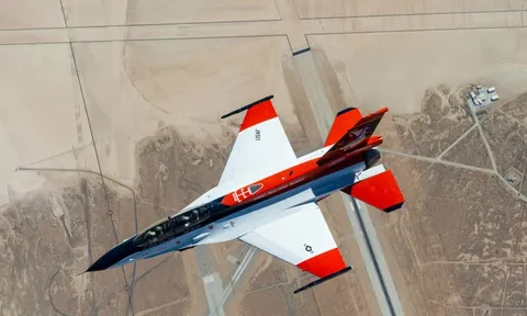 Máy bay chiến đấu do AI điều khiển vừa không chiến trực tiếp với phi công con người của không quân Mỹ: Ai chiến thắng?