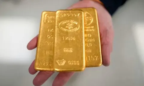 Vàng thế giới có phiên giảm sâu nhất trong hơn một năm liệu có phải bước “lấy đà” cho một kỷ lục mới?