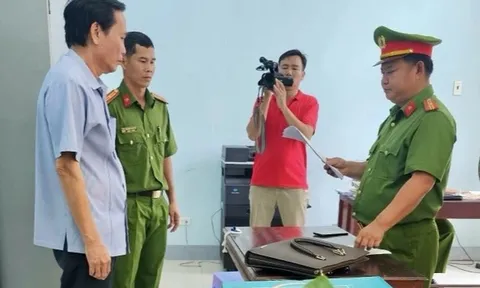 Thêm một Phó Chủ tịch UBND TP Long Xuyên bị bắt