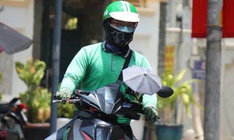 Trước ngày nghỉ lễ, giá xe công nghệ tại Hà Nội tăng cao, tài xế né khách