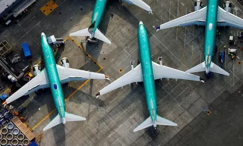 Gặp hạn liên tiếp với 737 MAX, CEO tuyên bố rời đi, bị đối thủ Airbus vượt mặt: Ai có thể ‘kéo’ Boeing ra khỏi khủng hoảng tồi tệ chưa từng có?