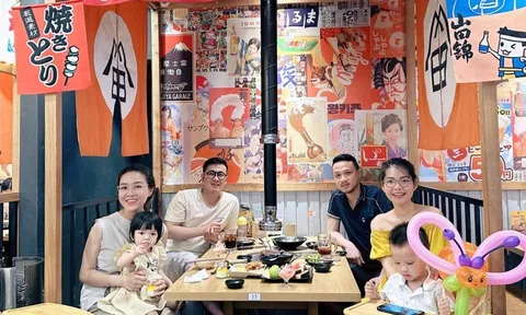 Quán ăn tăng giá dịp nghỉ lễ 30/4 nhưng vẫn kín khách đặt bàn