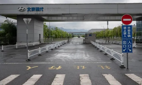 Đằng sau những nhà máy sản xuất ô tô bỏ hoang ở Trung Quốc