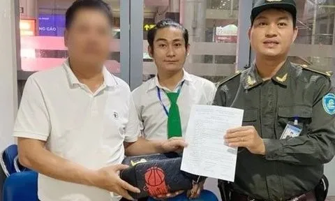 Một hành khách để quên túi chứa 300 triệu đồng tại sân bay Đà Nẵng