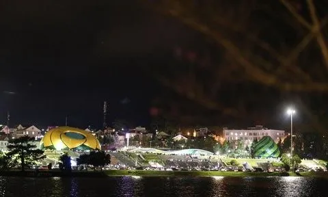 Quảng trường Lâm Viên Đà Lạt hoạt động trở lại