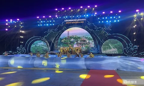 Hải Phòng: Lung linh đêm hội “Đồ Sơn - Điểm đến 4 mùa”