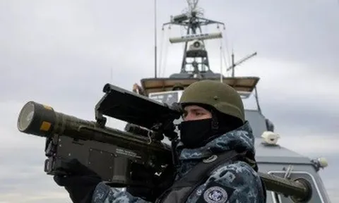 Động thái bất thường của Hạm đội Biển Đen Nga sau khi Crimea bị tập kích