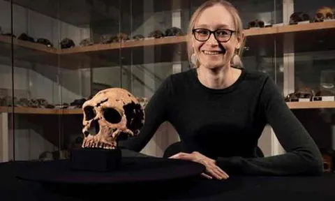 Tái tạo dung nhan người khác loài 75.000 năm tuổi: Kết quả sốc!