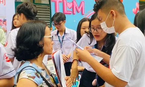 Từ 15h hôm nay, học sinh TPHCM đăng ký nguyện vọng lớp 10
