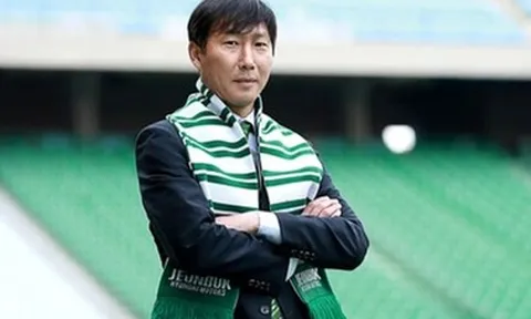 BLV Quang Huy: "VFF chọn HLV Kim Sang Sik là nước đi an toàn"