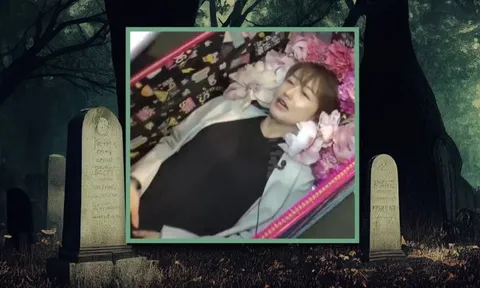 Kỳ lạ 'lễ hội tử thần', trải ngiệm nằm thử trong quan tài