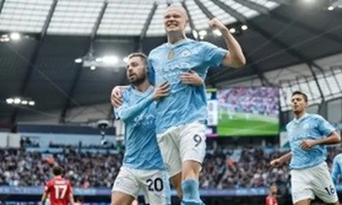 Erling Haaland vượt kỷ lục khó phá của bộ ba huyền thoại Man Utd