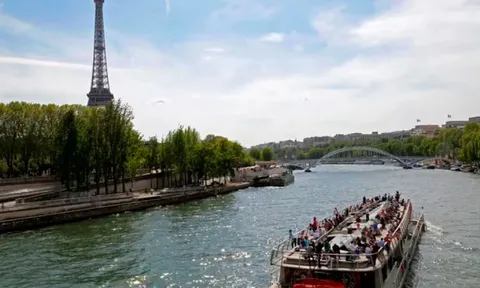 Chủ tịch Olympic sẵn sàng bơi lặn ở sông Seine