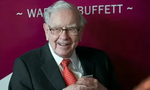 Nếu Warren Buffett nghỉ hưu tuổi 65, liệu có ai biết đến ông như một huyền thoại: Câu trả lời tiết lộ bài học thành công cho các nhà đầu tư