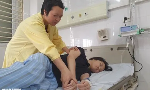 Mã số 5200: Góa phụ ung thư vú, khẩn cầu cứu con gái mắc bệnh "hiểm"