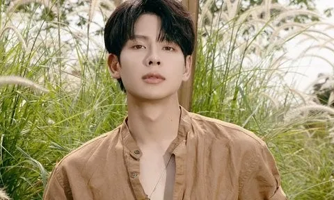 Diện mạo lãng tử của “con trai Hồng Diễm” đốn tim fan nữ