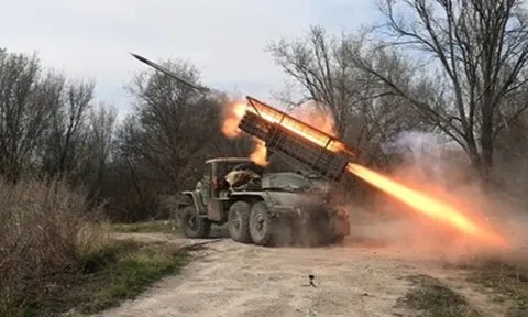 Nga dọa tung đòn đáp trả, tấn công cơ sở quân sự Anh