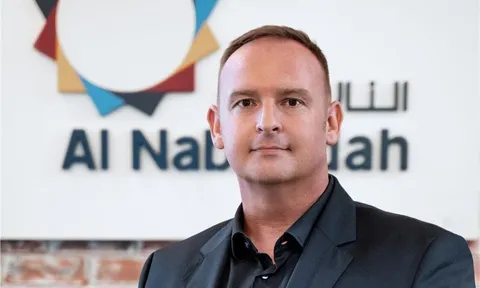 Sếp Tây gặp kỷ niệm đau thương với 'lương tháng 13' của người Việt, suýt mất hàng loạt nhân viên