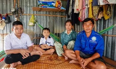 Mã số 5218: Người đàn ông khao khát có mái nhà cho vợ ung thư, hai con thơ dại