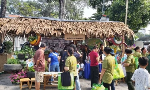 Gian hàng Saigontourist hút hàng nghìn lượt trải nghiệm tại Ngày hội sống xanh TP HCM