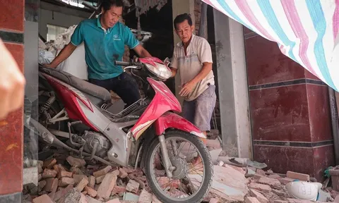 Nhân chứng vụ sập sàn tòa nhà ở TPHCM: Tiếng động như bom nổ