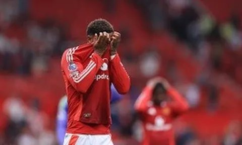 Man Utd bị chỉ trích thậm tệ sau thảm bại trước Liverpool