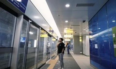 Chàng trai TPHCM đi làm bằng Metro, tiết kiệm đủ ăn 4 đĩa cơm tấm/ngày