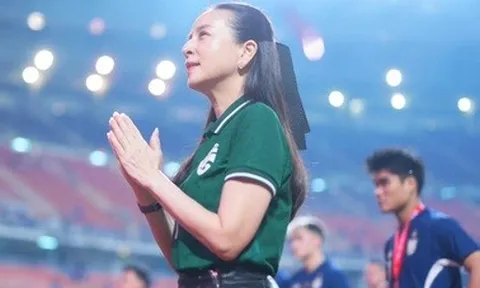 Madam Pang có hành động đẹp, khiến CĐV Việt Nam nức lòng