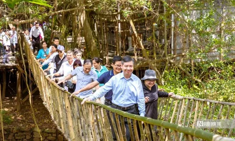 Chủ tịch UBND tỉnh Đắk Lắk khảo sát thực tế tại điểm du lịch nổi tiếng