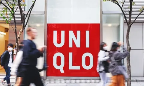 Lần đầu tiên trong lịch sử may mặc Nhật Bản: Uniqlo vượt mốc doanh thu 1.000 tỷ yên, thuật toán thu thập 30 triệu thông tin phát huy hiệu quả
