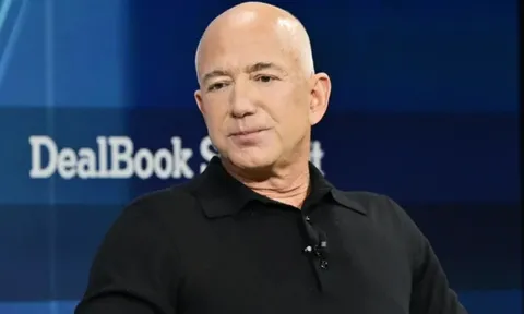 Tỷ phú Jeff Bezos gây kinh ngạc với ý tưởng lớn trong không gian